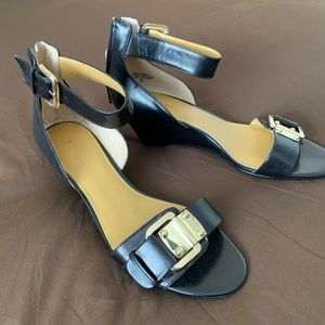 NINE WEST SANDALS